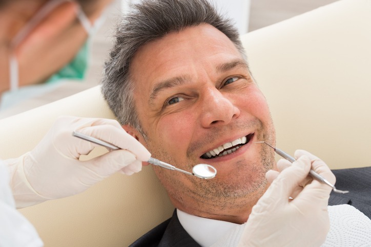 Holistic Dentist to Fix Cavity in Rockford