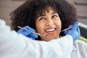 Rockford Dentist at the office with patient 